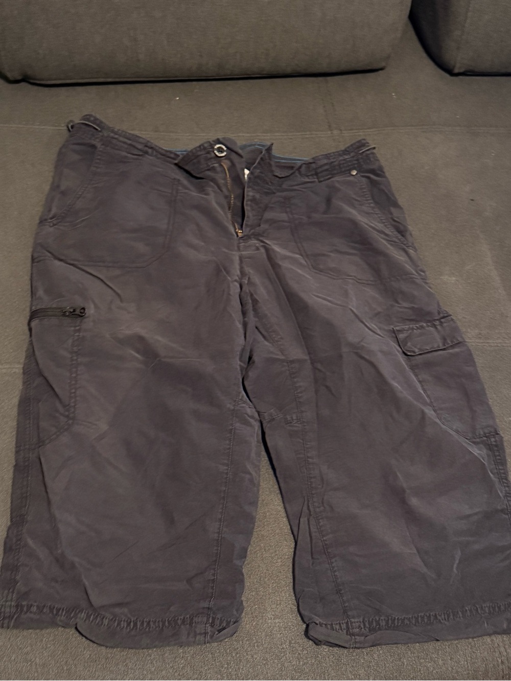 Columbia Men's Charcoal Cargo Shorts